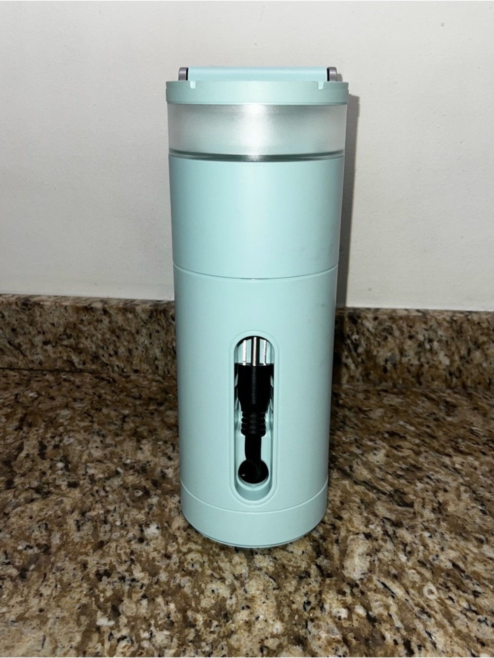 Keurig K-Mini Single Serve Coffee Maker, Oasis Color (Aqua Blue), Preowned - Picture 7 of 8